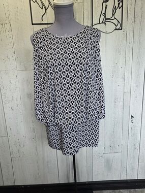 Lane Bryant Black & White Printed Layered Tank Top Size 22/24 Office Business